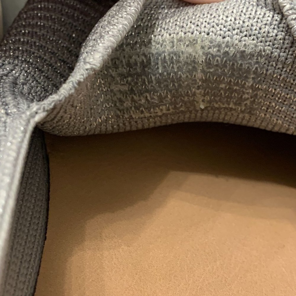 UGG Sammy Slip-On Metallic Knit Sneakers Size Is Unreadable See ALL Phot… - Picture 13 of 14